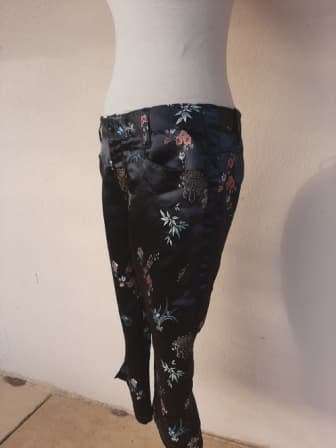 Lot of women`s clothing - 7 items - mixed sizes - good condition